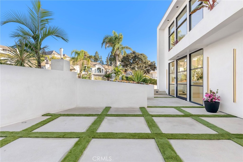 4 Geneve Property Photo 71
