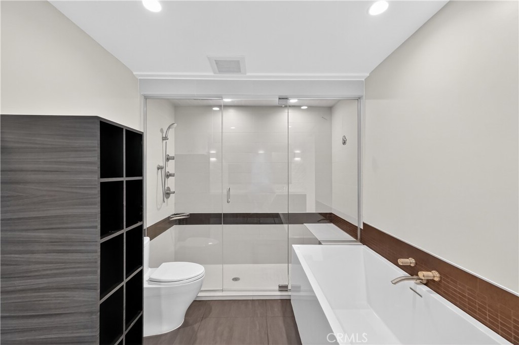 855 Santa Ana Street Property Photo 19