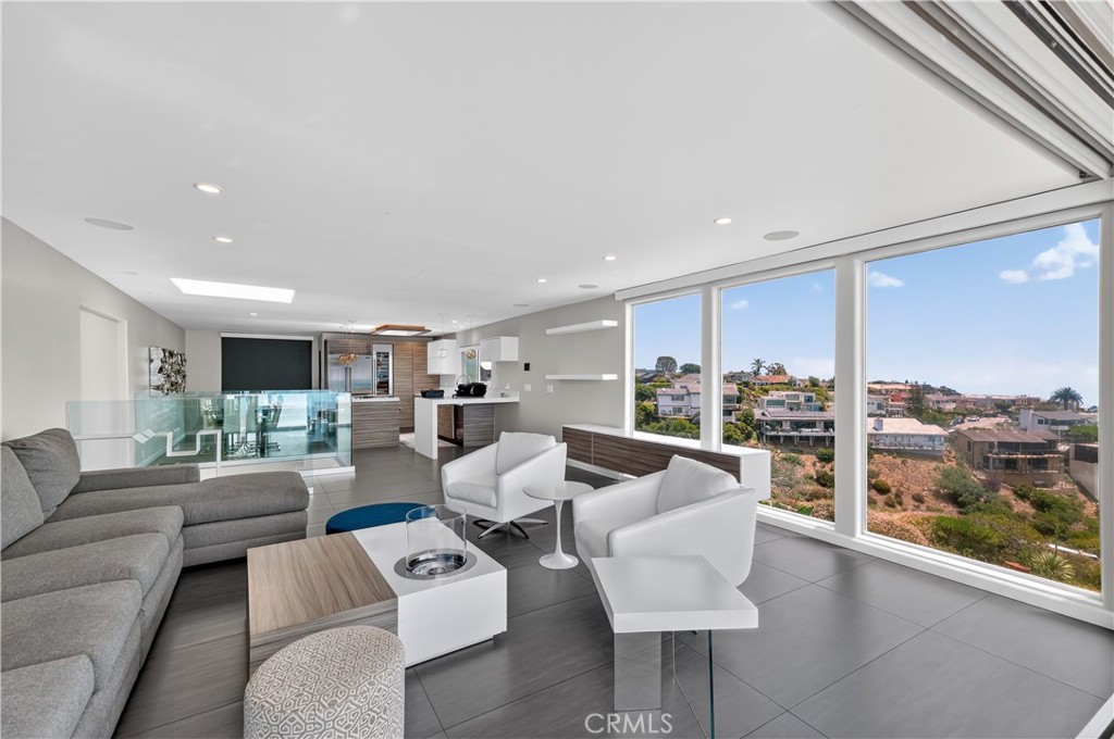 855 Santa Ana Street Property Photo 26