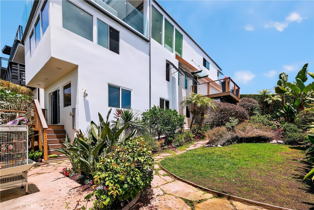 855 Santa Ana Street Property Photo 29