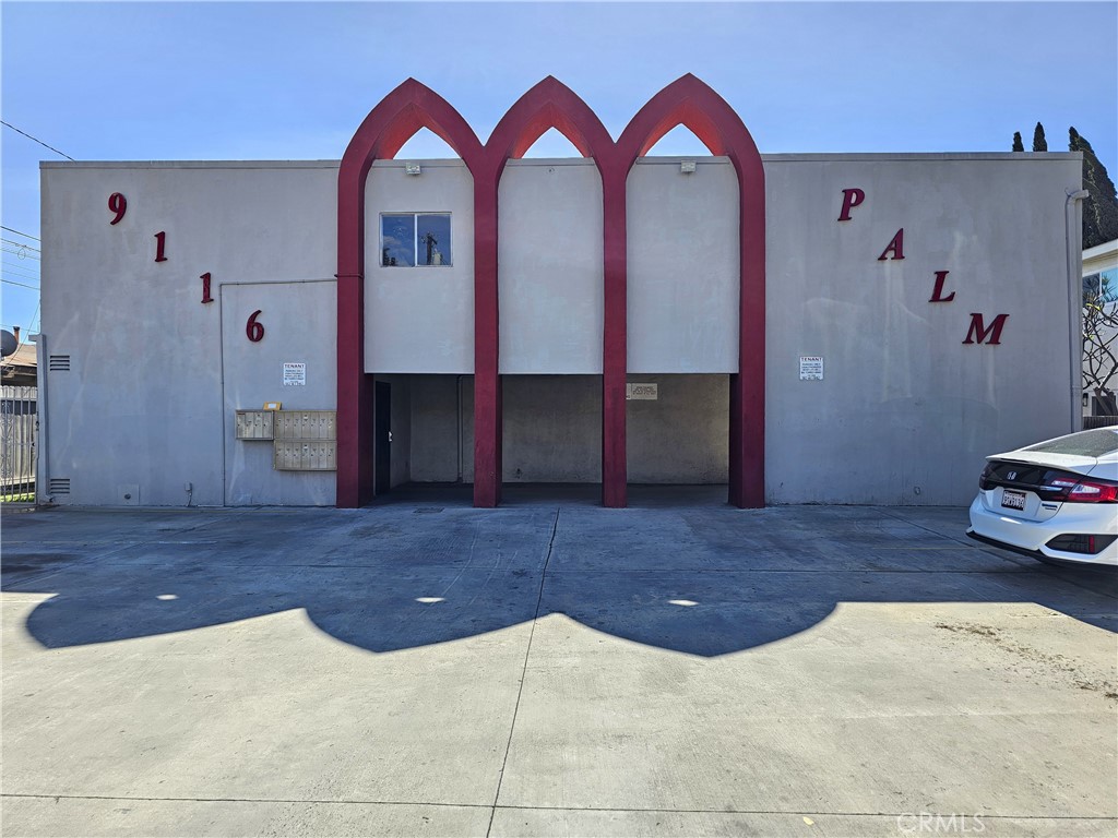 9116 Palm Street Property Photo 3