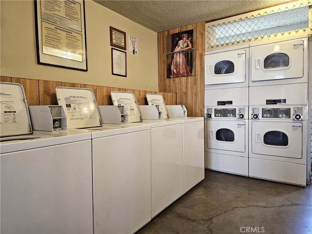 9116 Palm Street Property Photo 16