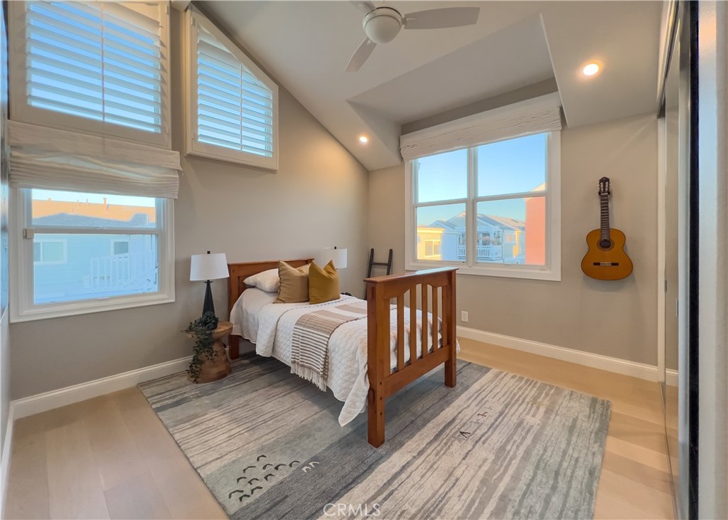 2712 W Oceanfront Property Photo 18