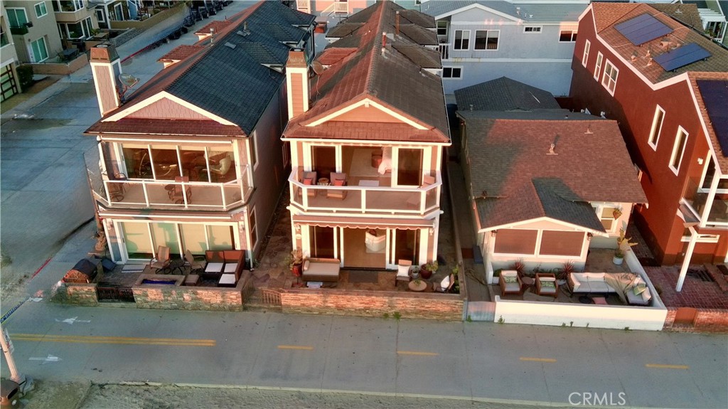 2712 W Oceanfront Property Photo 27