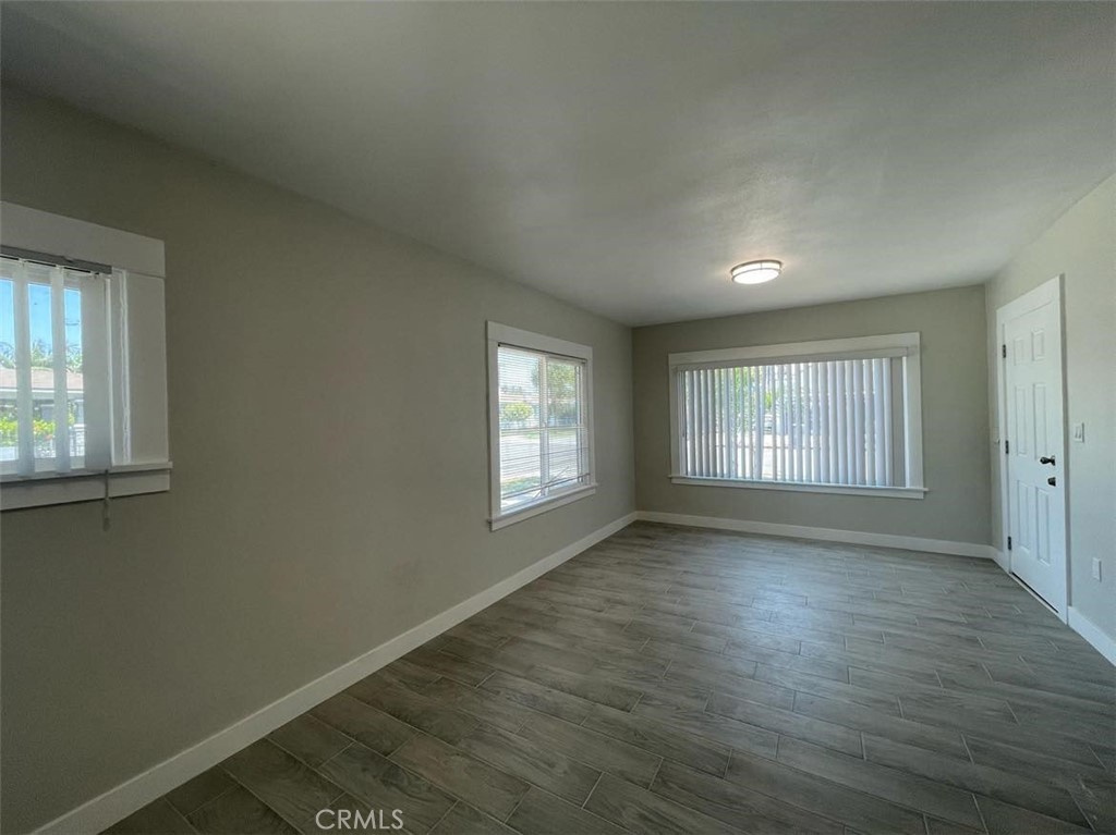 604 S Van Ness Avenue Property Photo 11