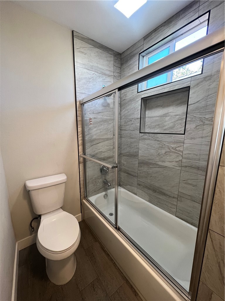 604 S Van Ness Avenue Property Photo 14