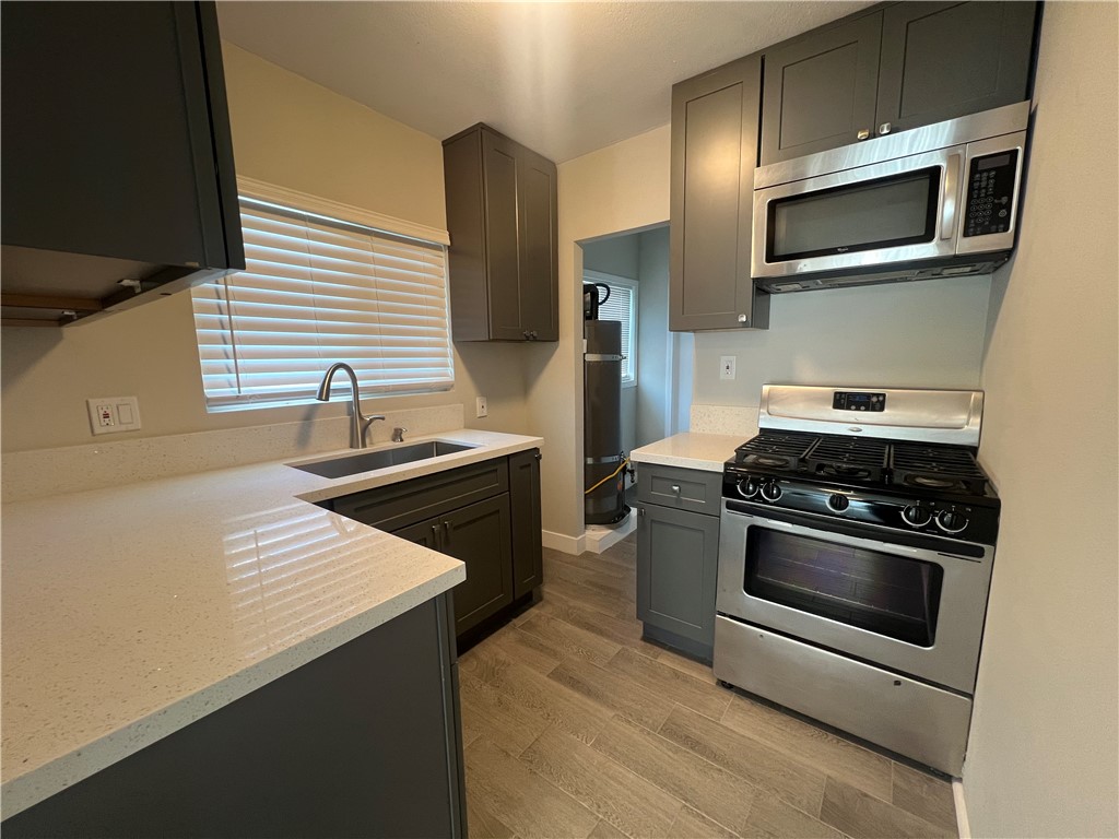 604 S Van Ness Avenue Property Photo 16