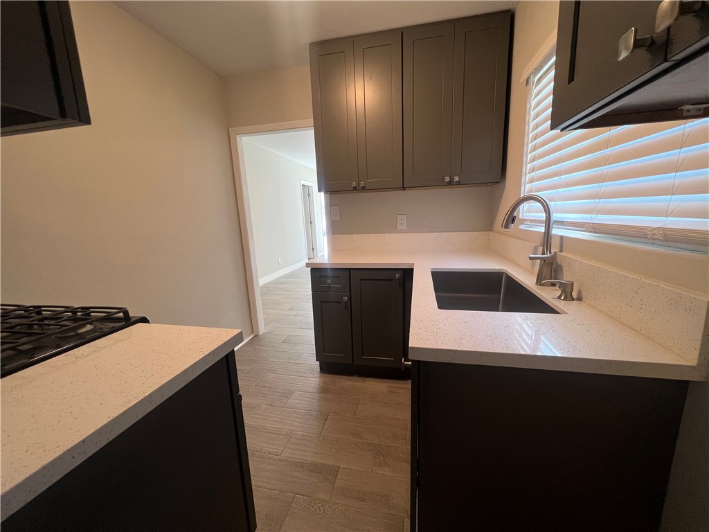 604 S Van Ness Avenue Property Photo 19