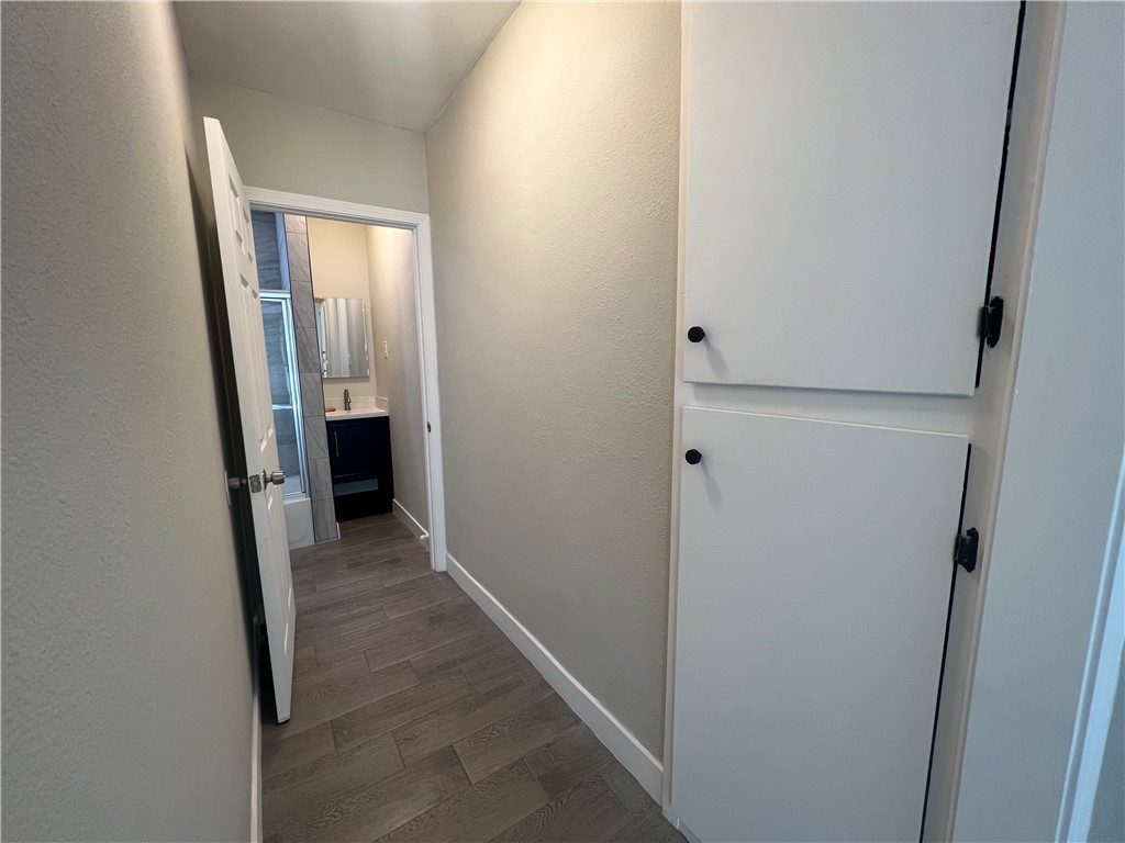 604 S Van Ness Avenue Property Photo 22