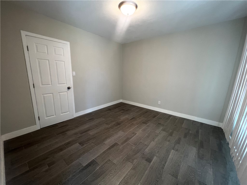 604 S Van Ness Avenue Property Photo 26