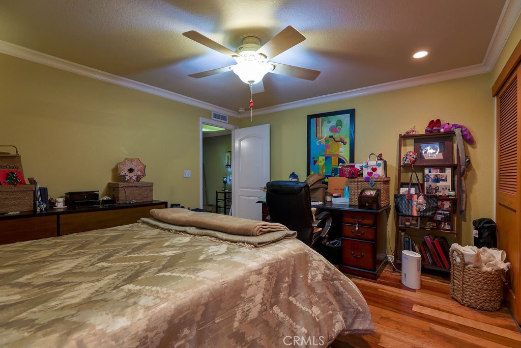 5103 Marina Pacifica Drive South Key# 20 Property Photo 4