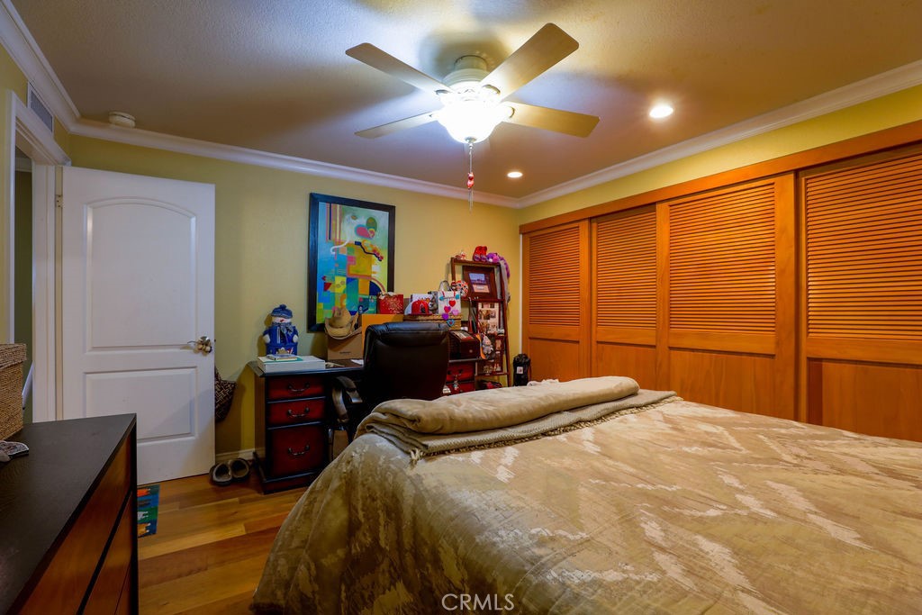 5103 Marina Pacifica Drive South Key# 20 Property Photo 6