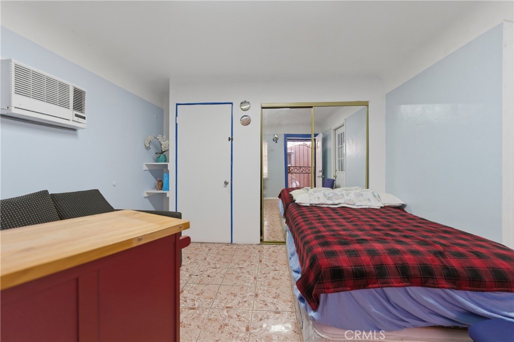 5564 Gage Avenue Property Photo 17