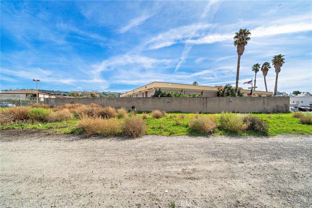 524 E Avenida Pico Property Photo 7