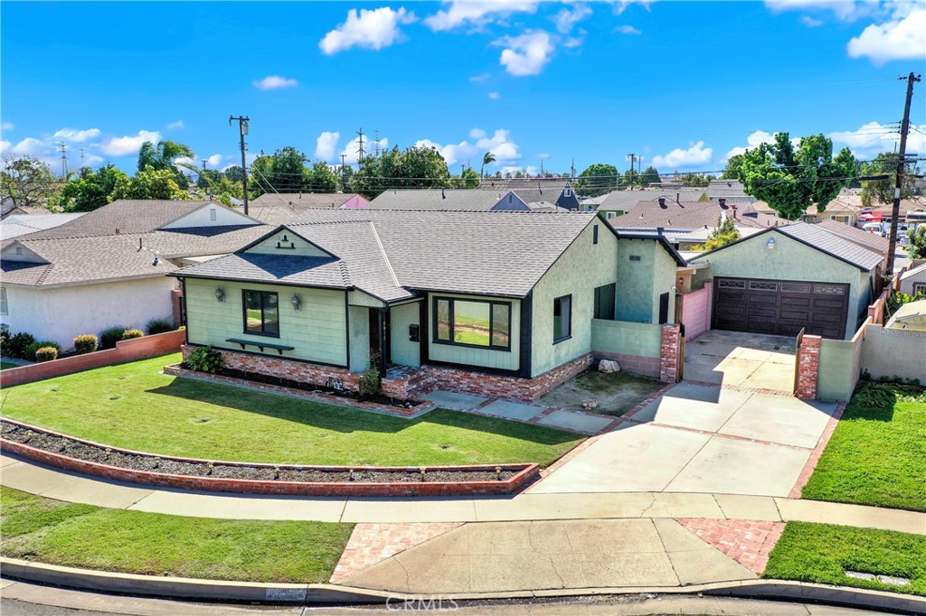 8014 Calendula Property Photo 1