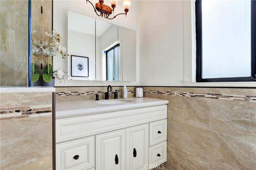 8014 Calendula Property Photo 4