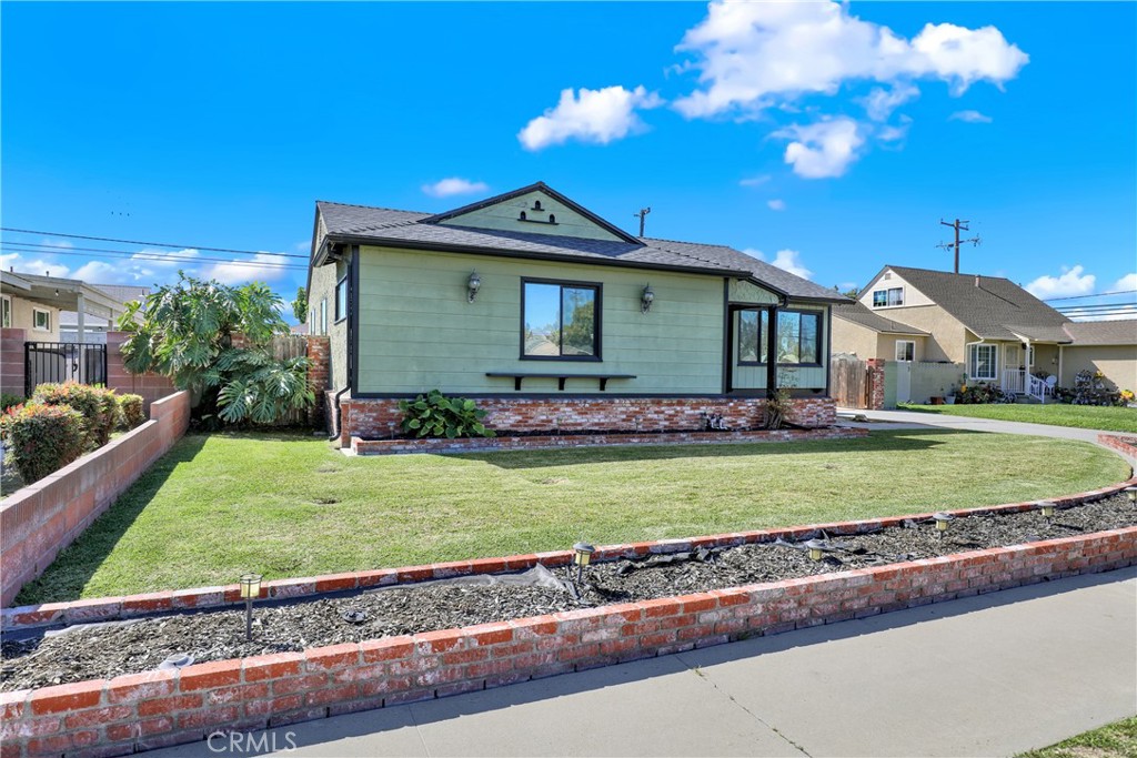 8014 Calendula Property Photo 20