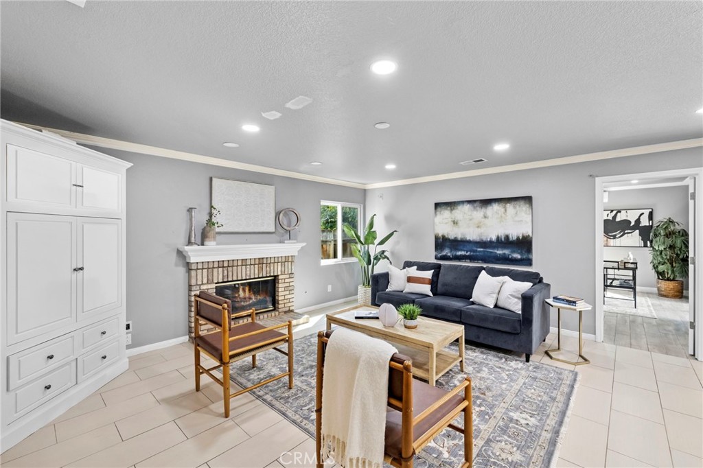 74 Linhaven Property Photo 12