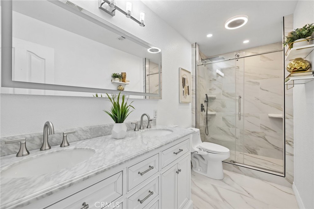 74 Linhaven Property Photo 18