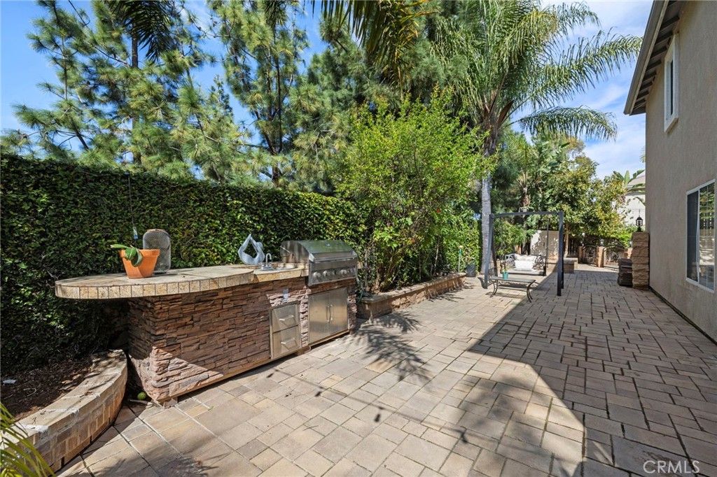 74 Linhaven Property Photo 34