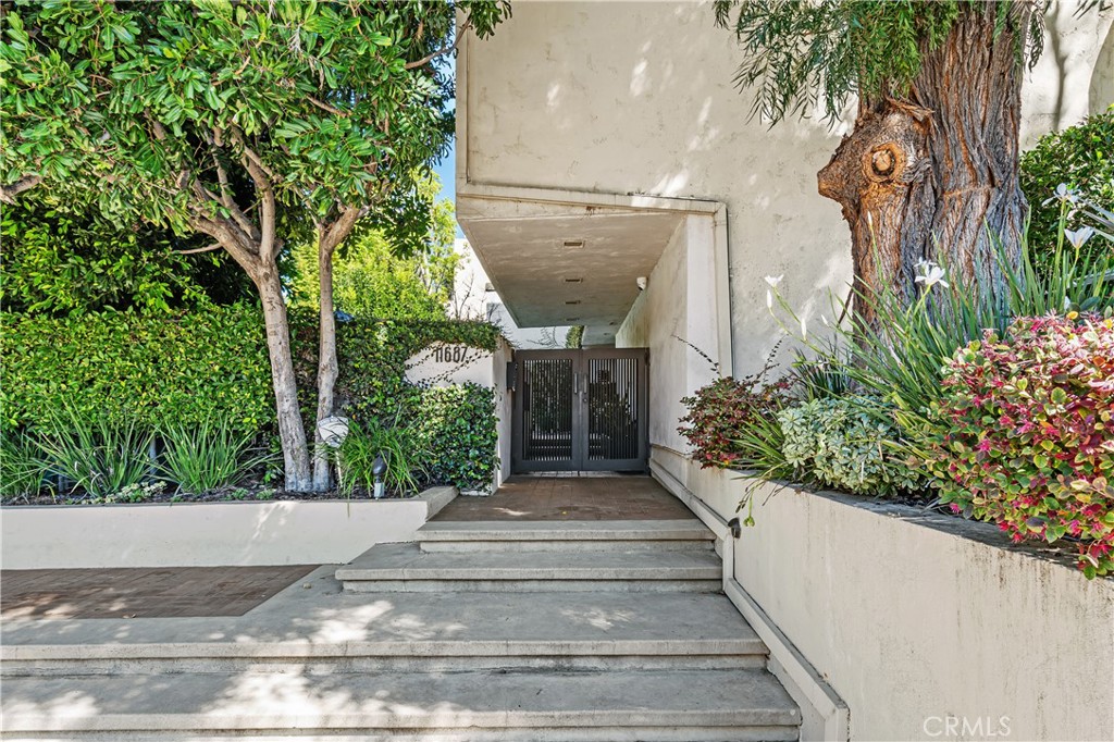 11687 Bellagio 12 Property Photo 41