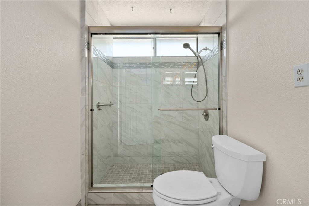 359 Addleman Property Photo 7