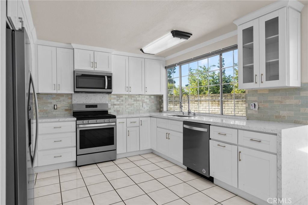 359 Addleman Property Photo 10