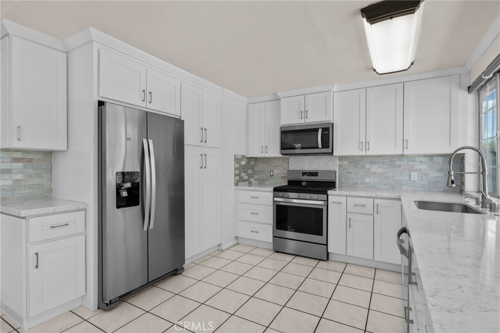 359 Addleman Property Photo 11