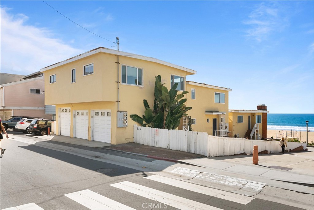 920 The Strand Property Photo 3