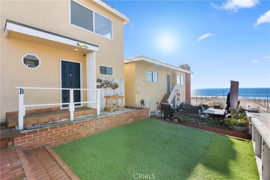 920 The Strand Property Photo 29