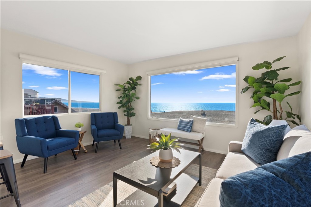 920 The Strand Property Photo 34