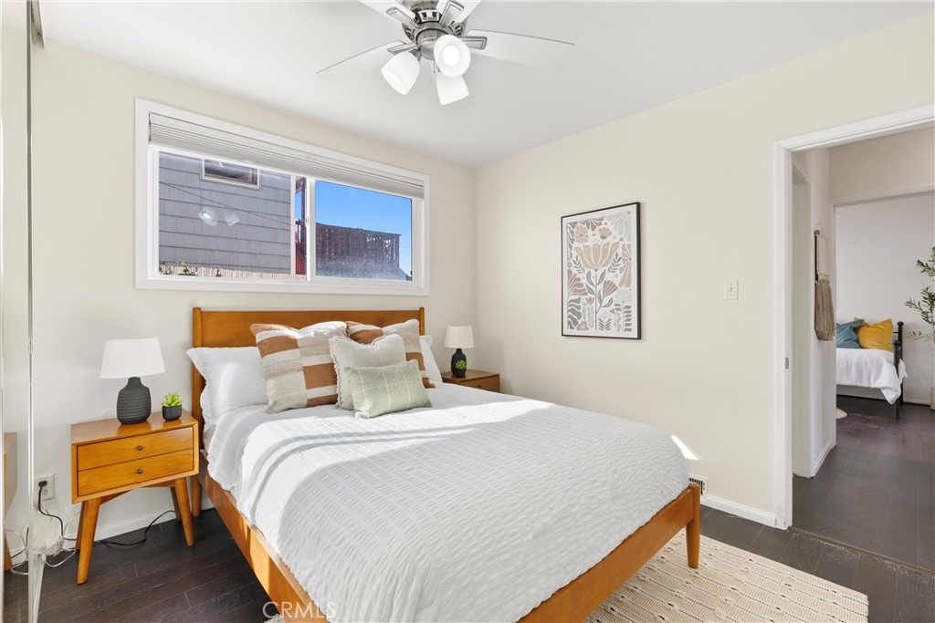 920 The Strand Property Photo 42