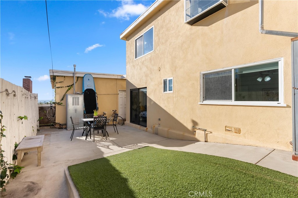 920 The Strand Property Photo 67