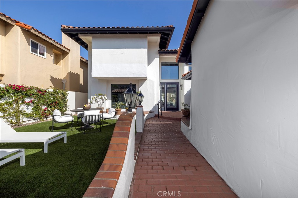 16572 Grimaud Property Photo 7
