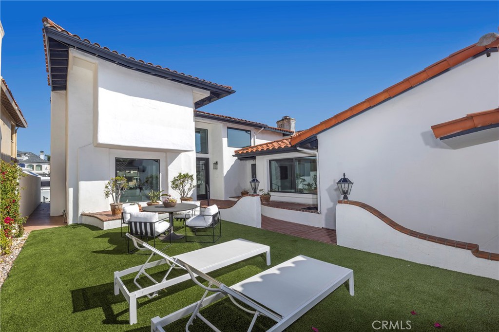 16572 Grimaud Property Photo 8