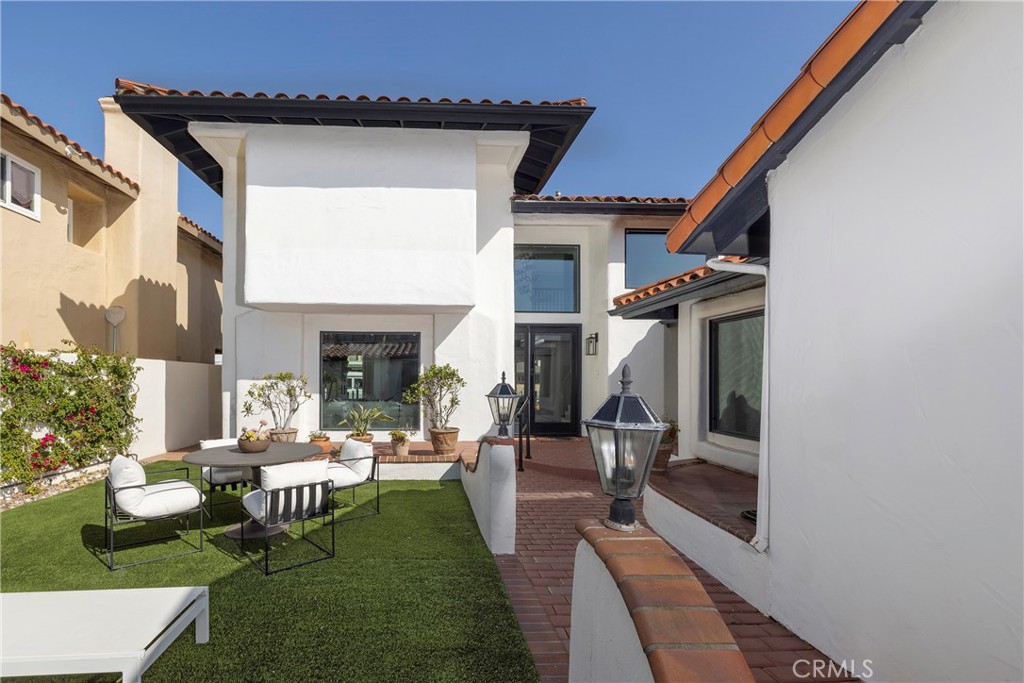 16572 Grimaud Property Photo 9