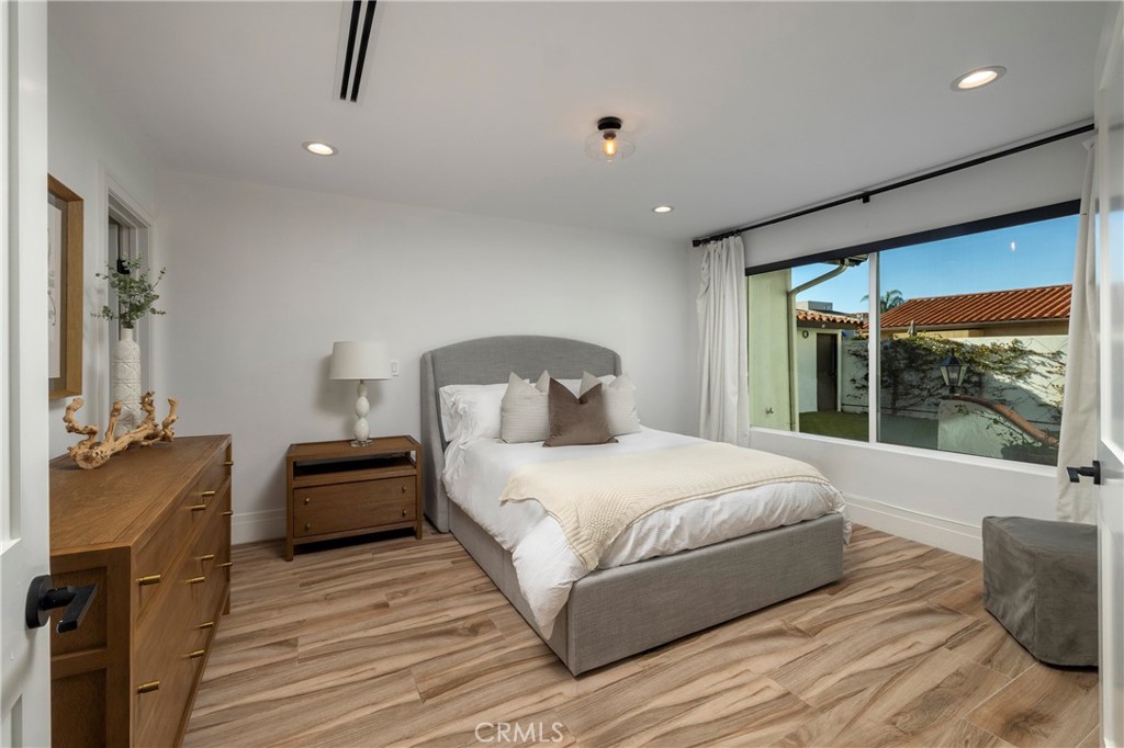 16572 Grimaud Property Photo 18