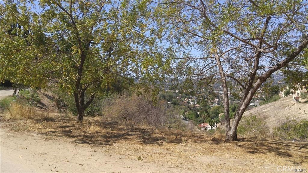 3607 E Richardson Property Photo 3