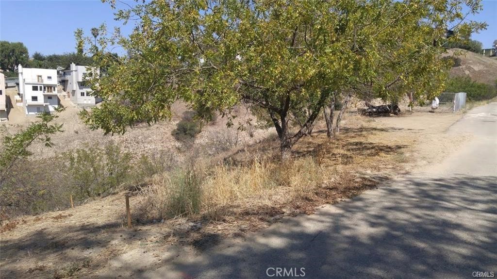 3607 E Richardson Property Photo 4