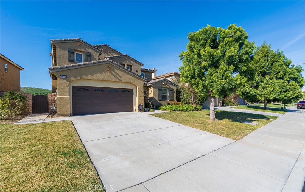 17073 Spring Canyon Property Photo 3
