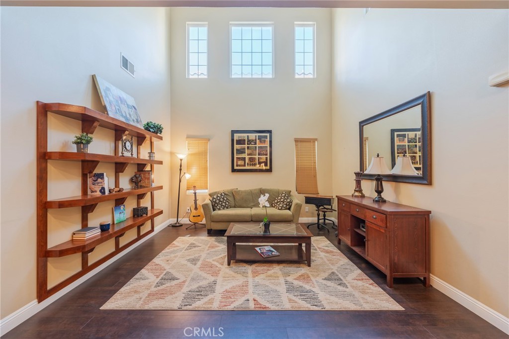 17073 Spring Canyon Property Photo 4