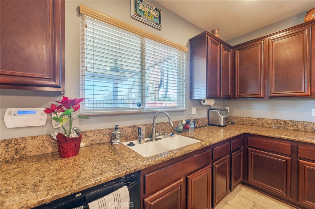 17073 Spring Canyon Property Photo 12