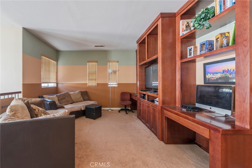 17073 Spring Canyon Property Photo 15