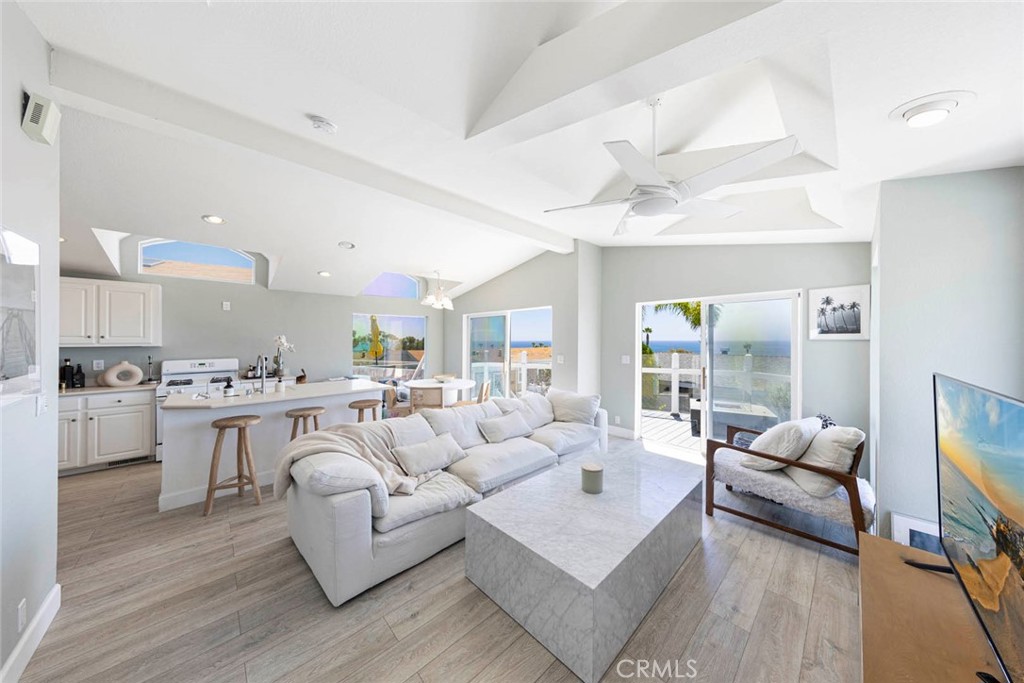 30802 Coast C6 Property Photo 15