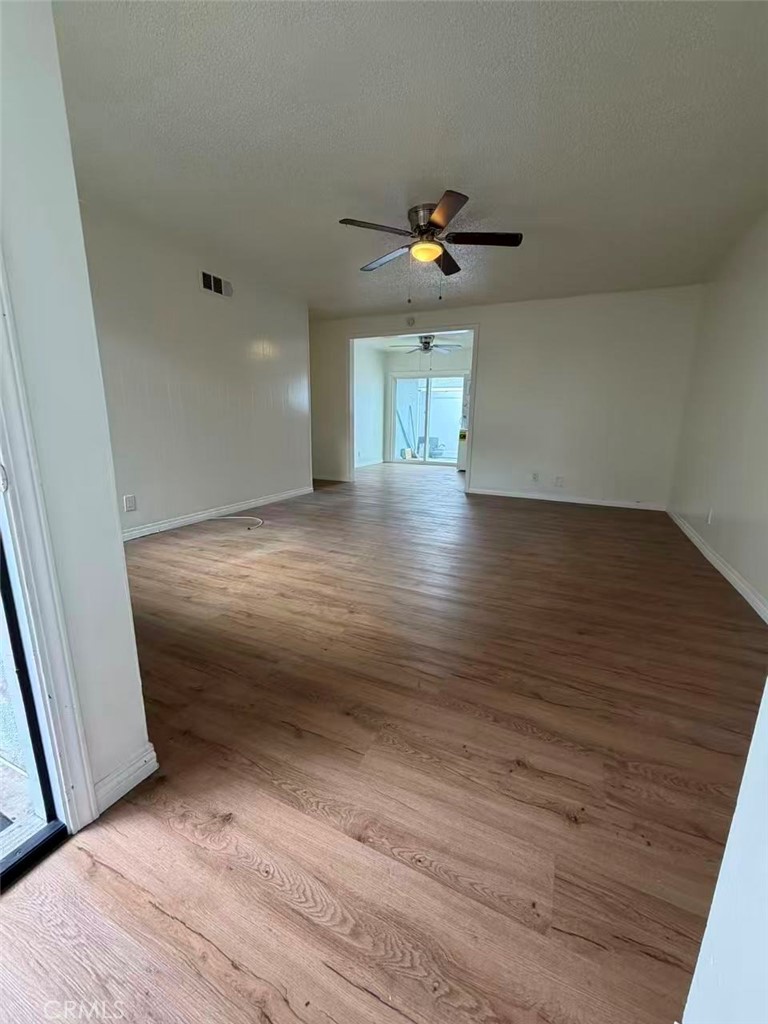 15821 S Myrtle Property Photo 9