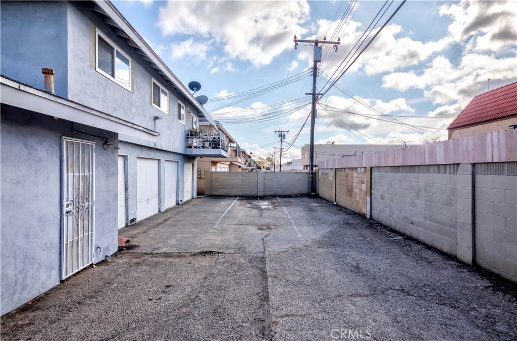 15821 S Myrtle Property Photo 18