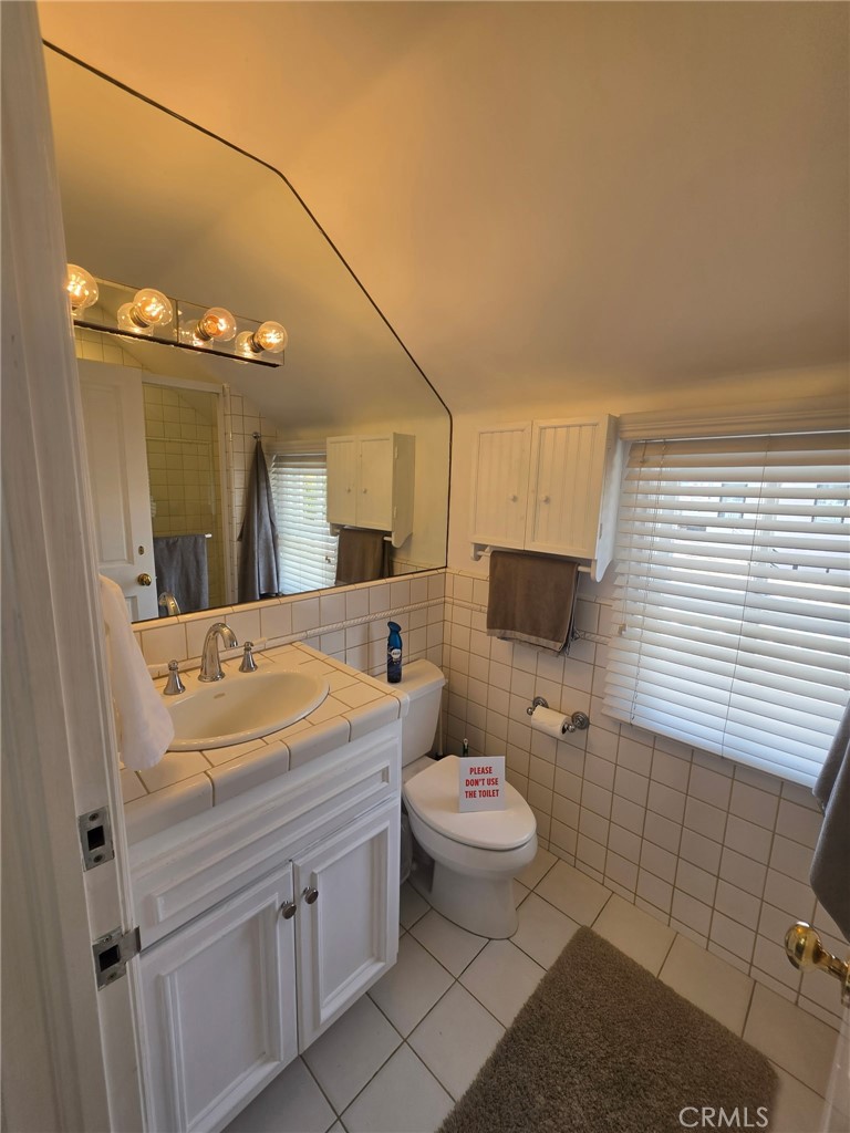 232 Jasmine Property Photo 26