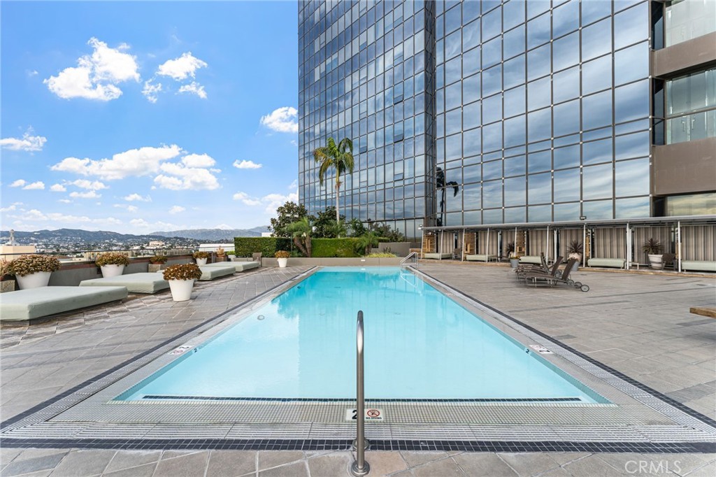 1100 Wilshire 2702 Property Photo 23