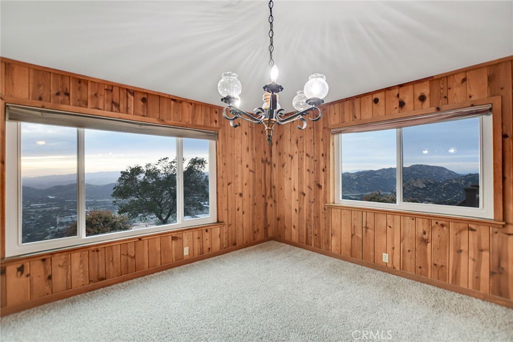 6750 Rainbow Heights Road Property Photo 13