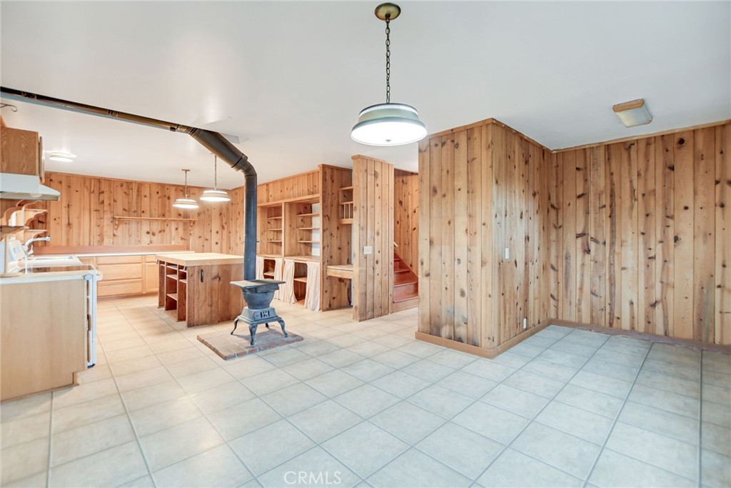 6750 Rainbow Heights Road Property Photo 15